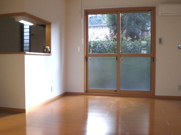 ツインオークスコート South・Centerの物件内観写真